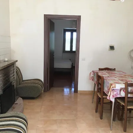 Casa Vacanze Francesco Russo *